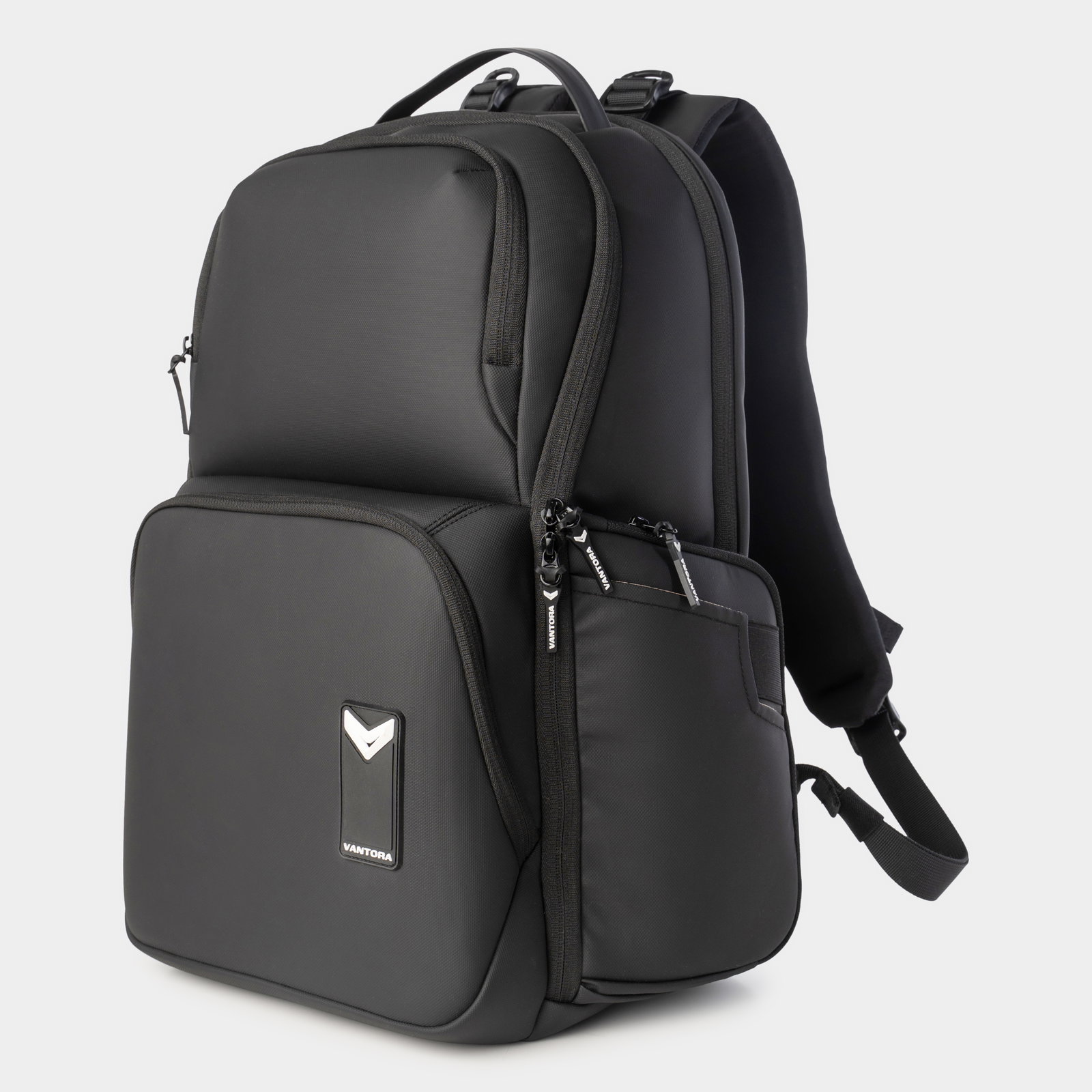 BRAND — VANTORA photoshoot – frame 25